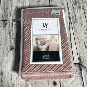 Wamsutta Euro Sham New With Tags 26” X 26”